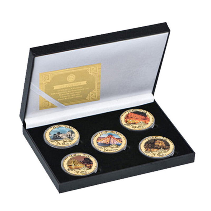 Louvre Museum Gold Foil Commem - Art Craft Museum 评论和价格